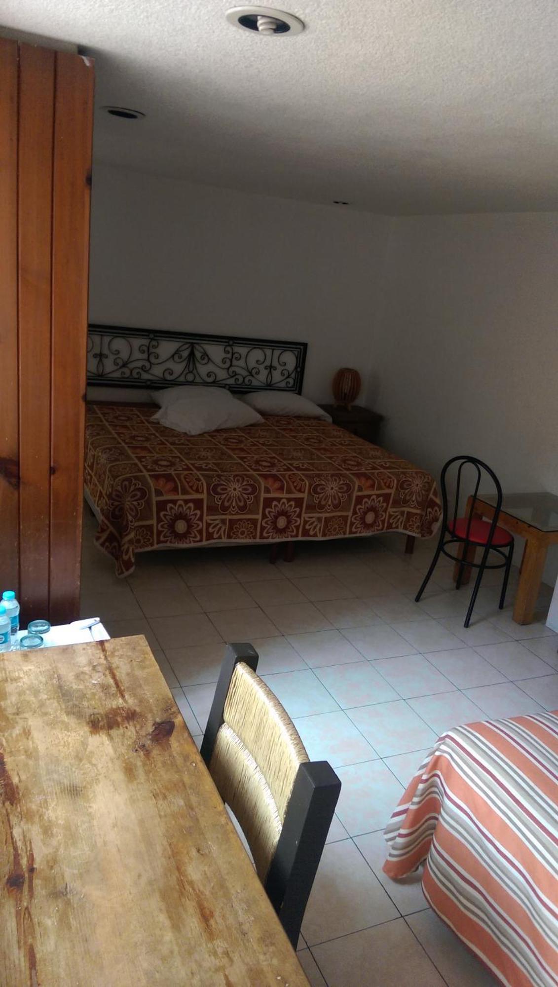 Pensión Anys 2*